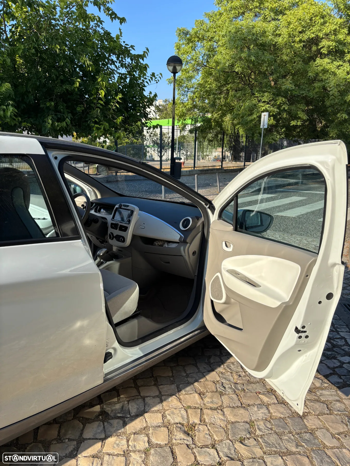 Renault Zoe (s/ Bateria) 22 kwh Life - 5