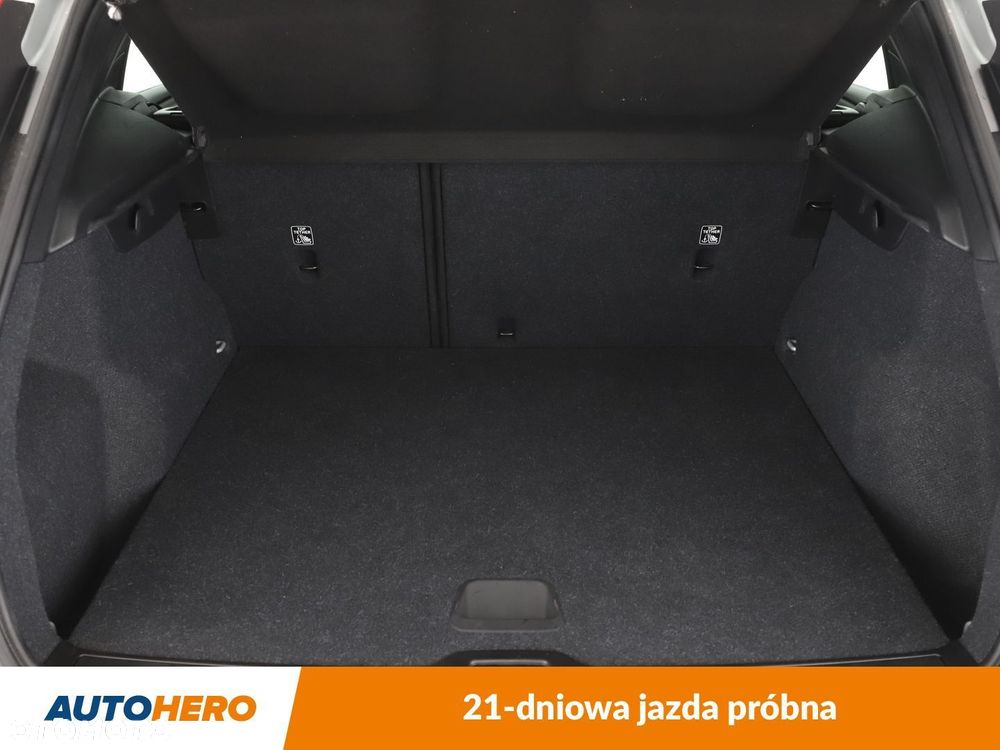 Volvo XC 40 T4 AWD - 18