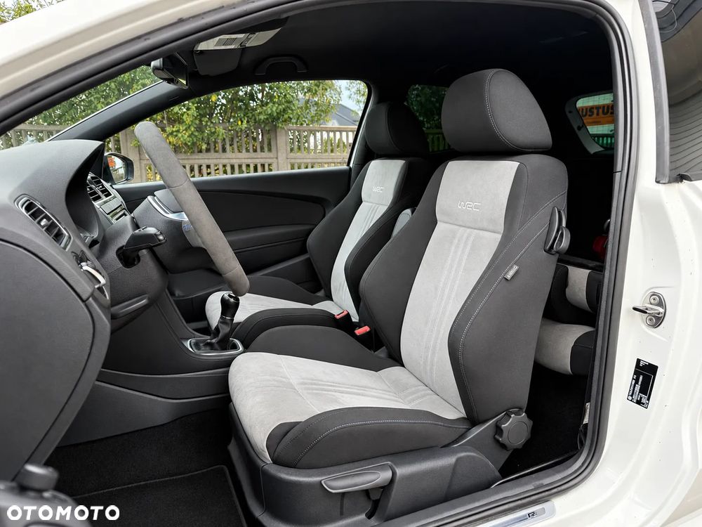 Volkswagen Polo - 9