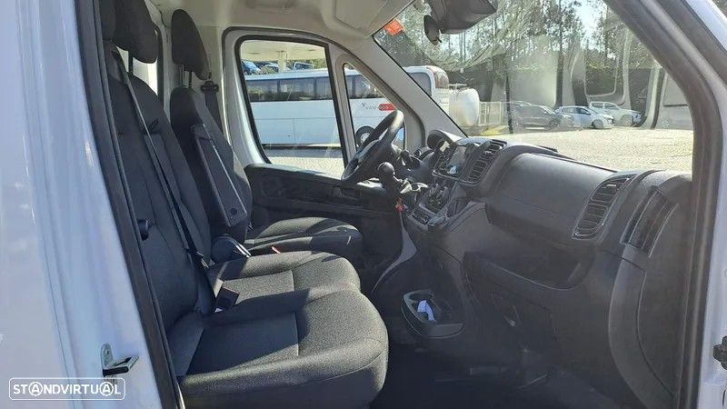 Fiat Ducato Maxi 35 ML 2.2 Multijet 180cv PLATAFORMA ELEVATÓRIA - 15