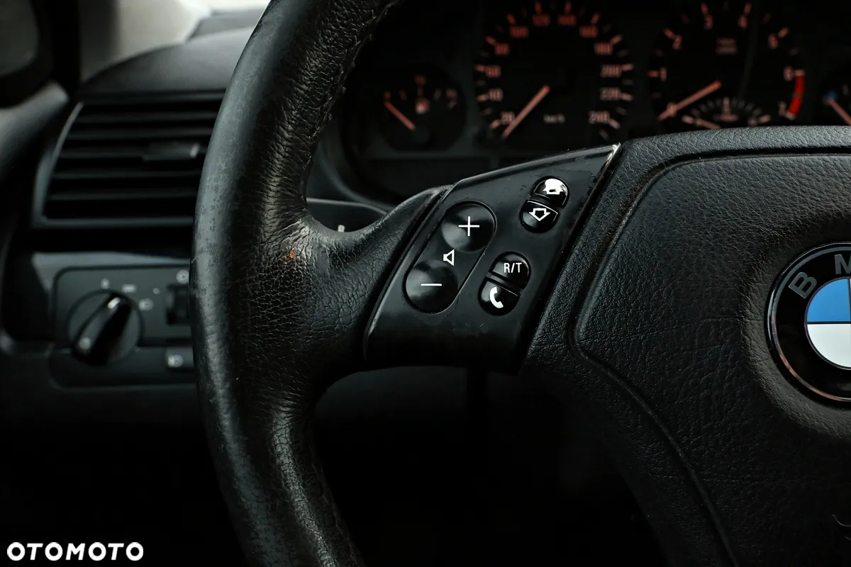 BMW Seria 3 - 30