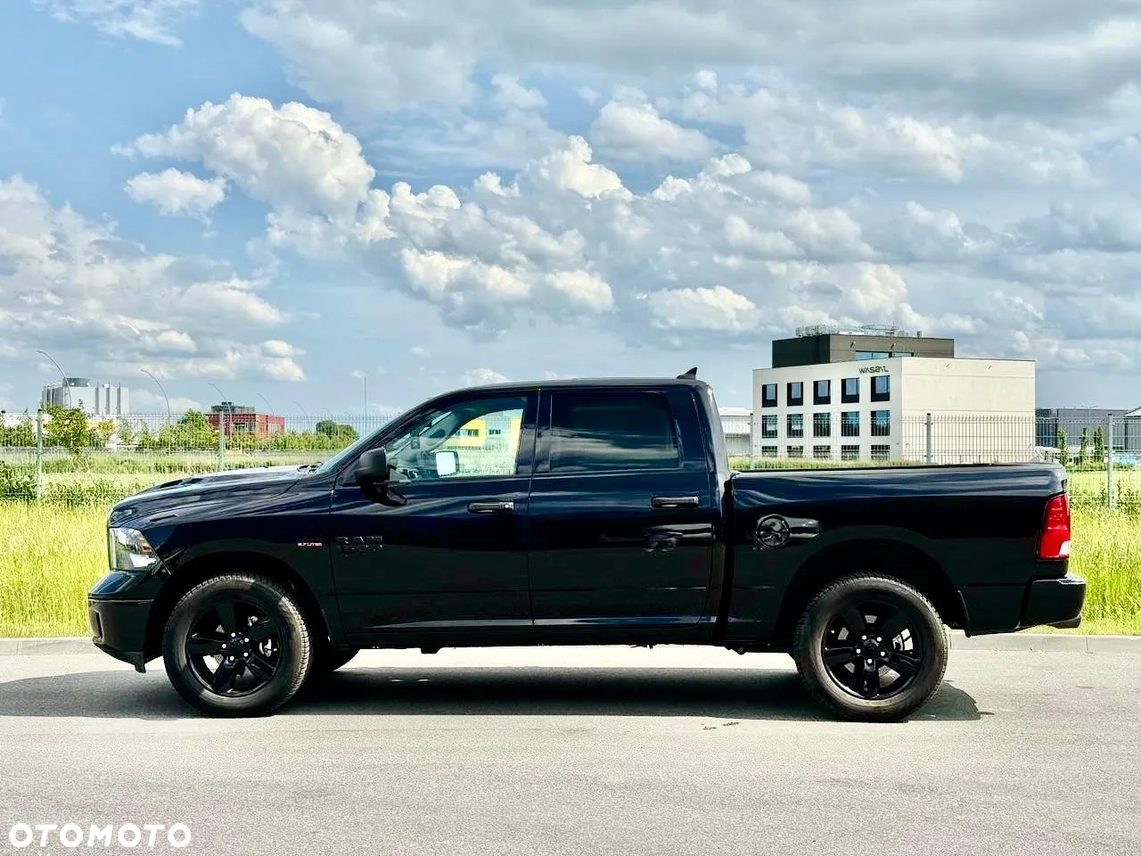 RAM 1500 5.7 Crew Cab Bighorn - 8