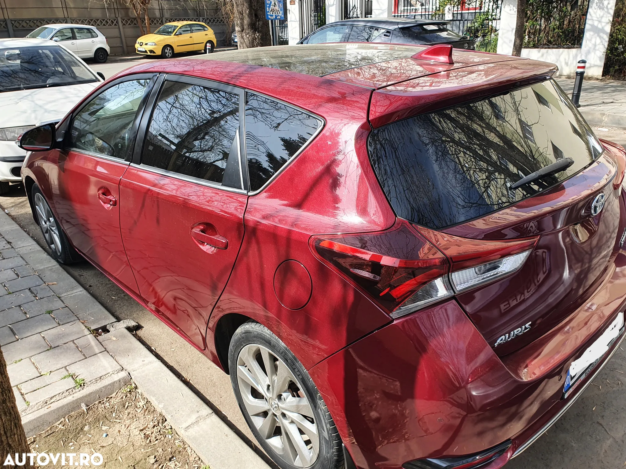 Toyota Auris 1.8 L VVT-i Hybrid Sol + - 9
