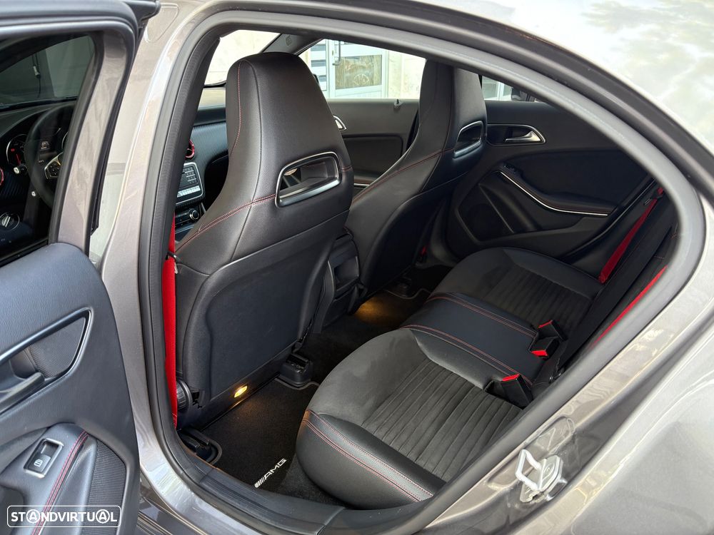 Mercedes-Benz A 45 AMG 4-Matic - 7
