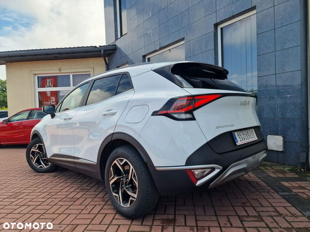 Kia Sportage 1.6 CRDI MHEV L Business Line 2WD DCT - 8
