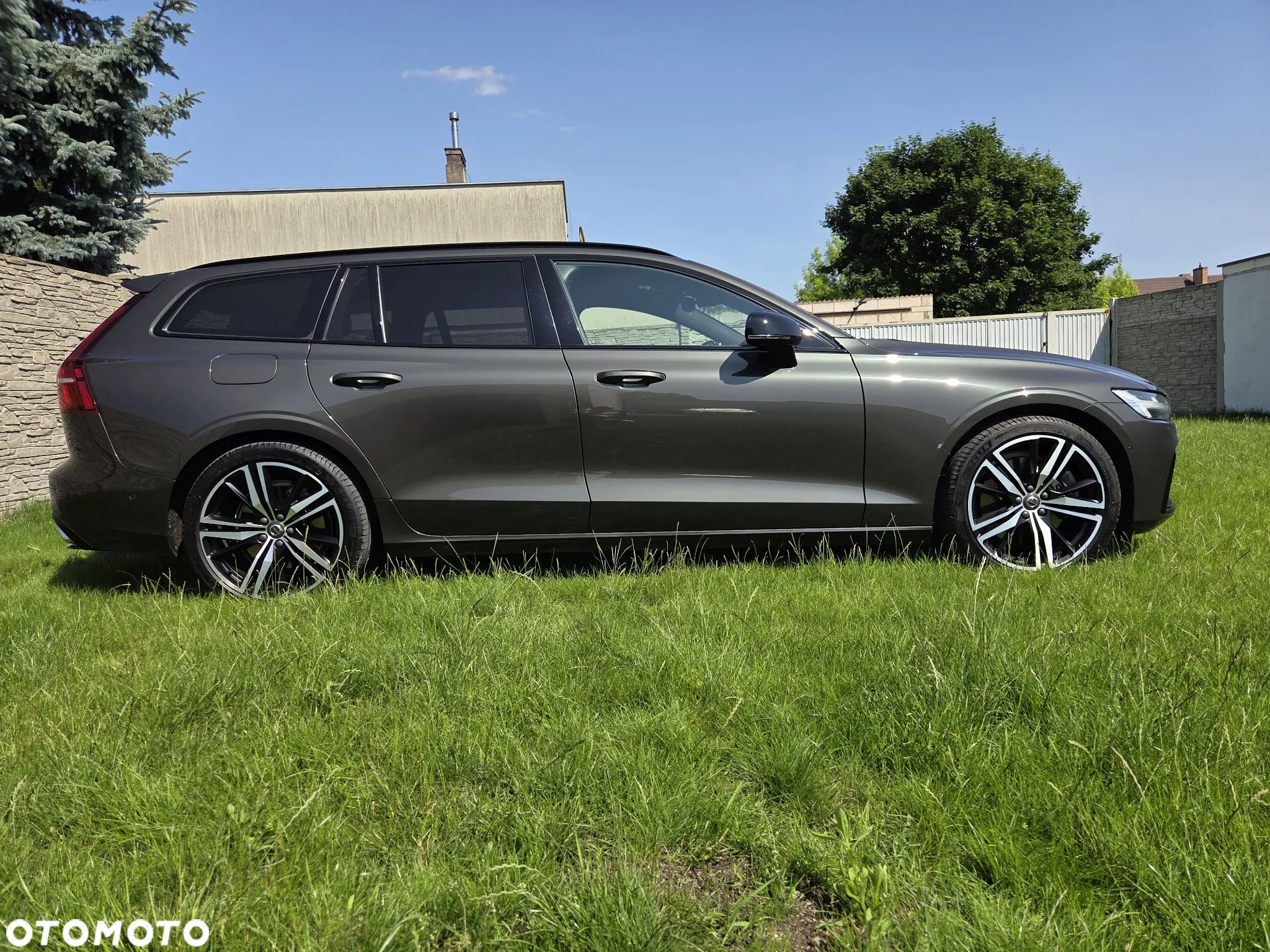 Volvo V60 T6 AWD Recharge Geartronic RDesign - 6