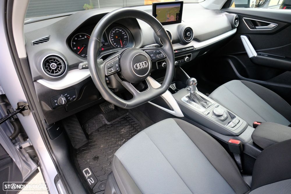 Audi Q2 1.0 TFSI Design S tronic - 8