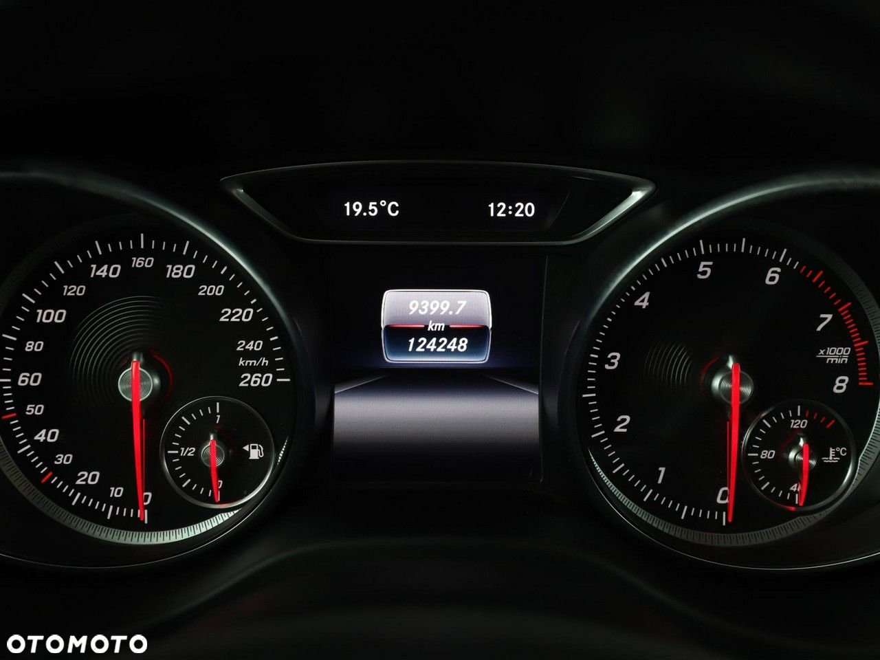 Mercedes-Benz GLA 200 Urban - 22