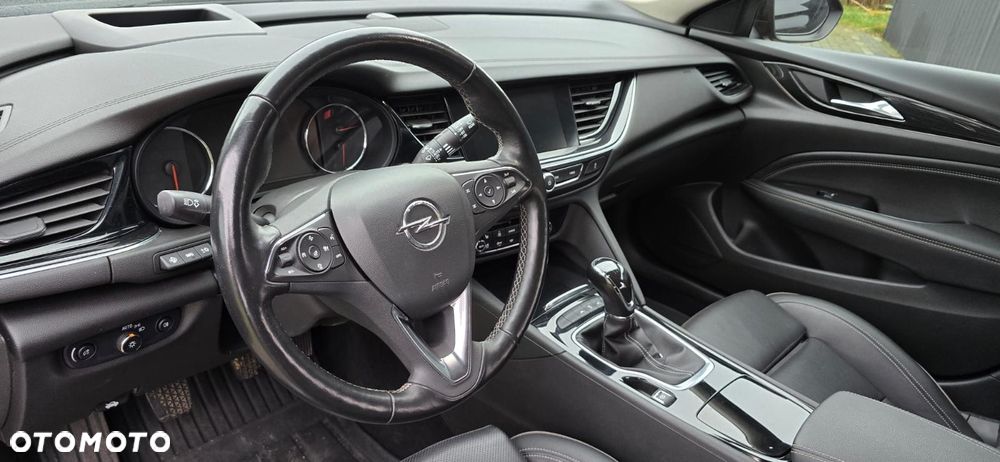 Opel Insignia Sports Tourer 2.0 Diesel 4x4 Edition - 12