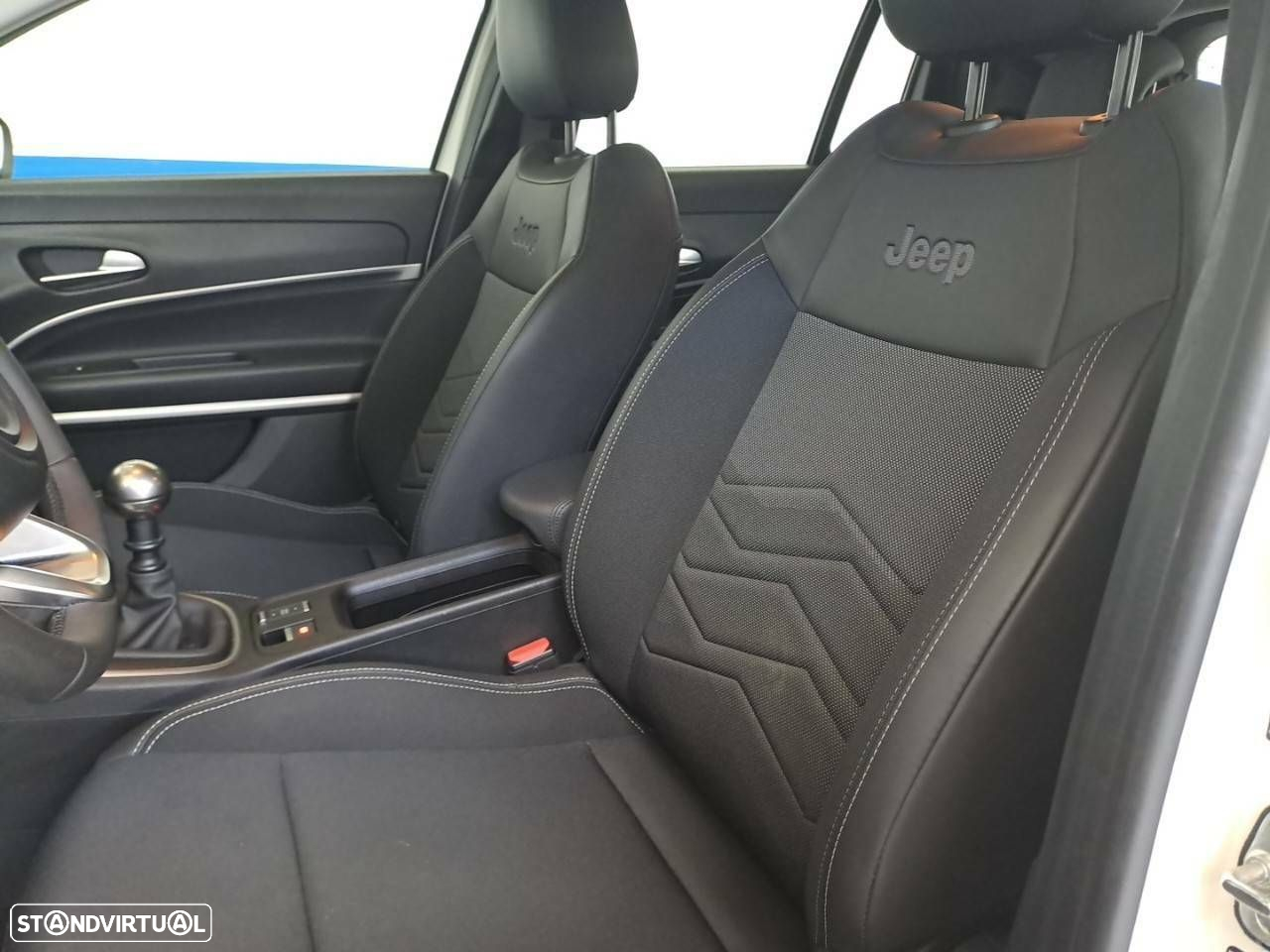 Jeep Avenger 1.2 GSE T3 Altitude - 9