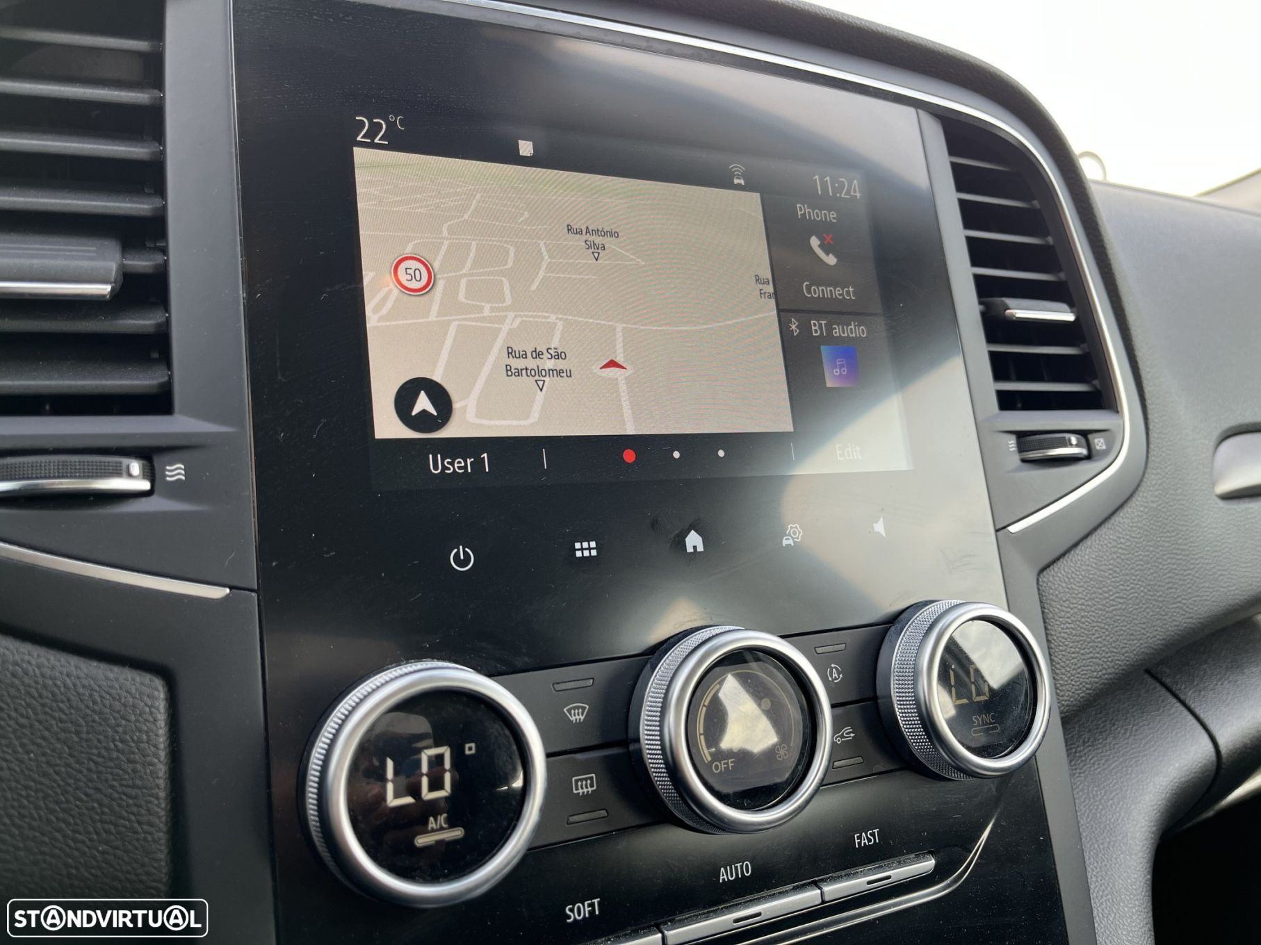 Renault Mégane 1.5 Blue dCi Limited - 11