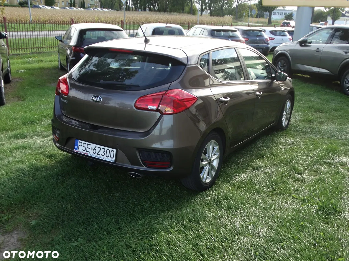 Kia Ceed - 7