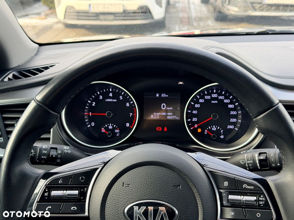 Kia XCeed 1.4 T-GDI M - 13