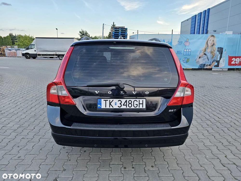 Volvo V70 2.5T Summum - 6
