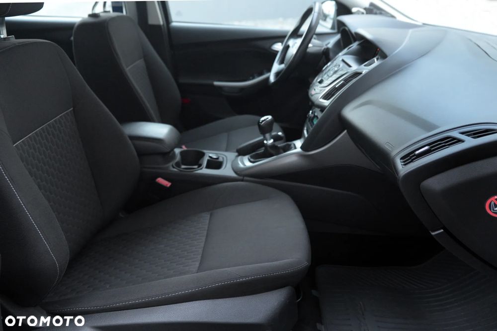 Ford Focus 1.6 TDCi Platinium X - 38