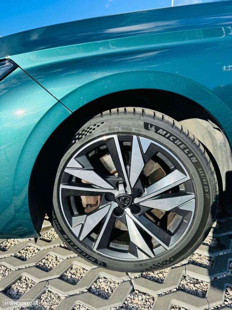 Peugeot 308 1.6 Hybrid GT Pack e-EAT8 - 6