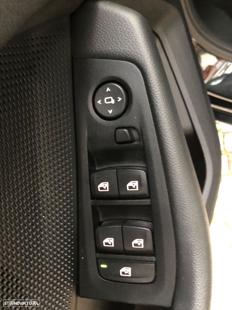 BMW 116 d Corporate Edition Auto - 32