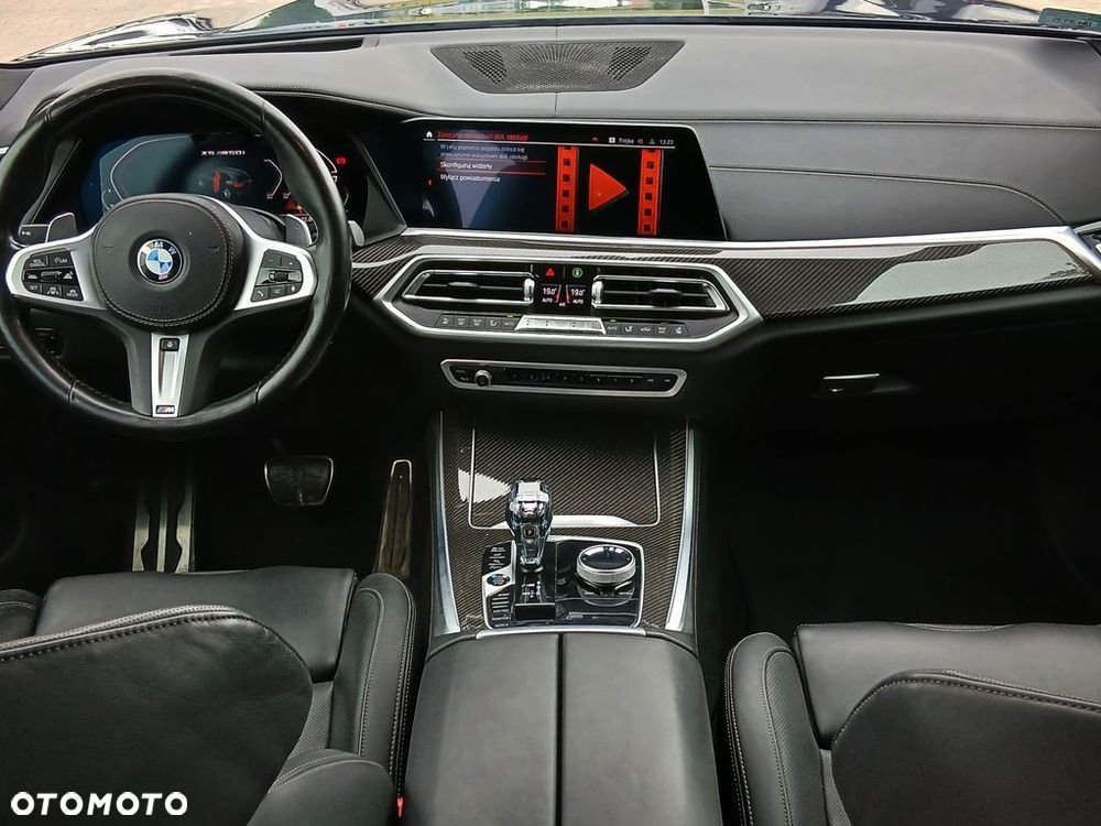 BMW X5 M50i - 19