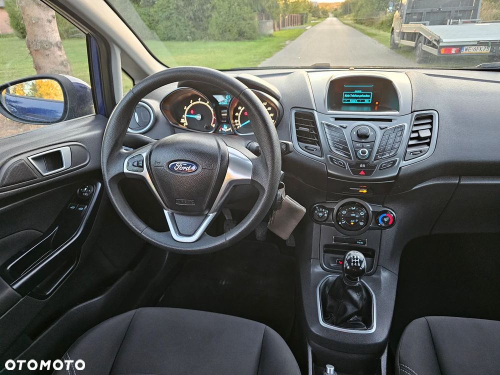 Ford Fiesta 1.25 Titanium EU5 - 10