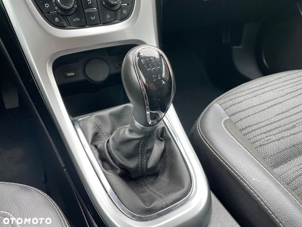 Opel Astra 1.4 Turbo ENERGY - 28