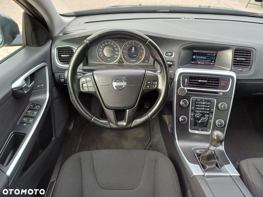 Volvo V60 D2 Kinetic - 22