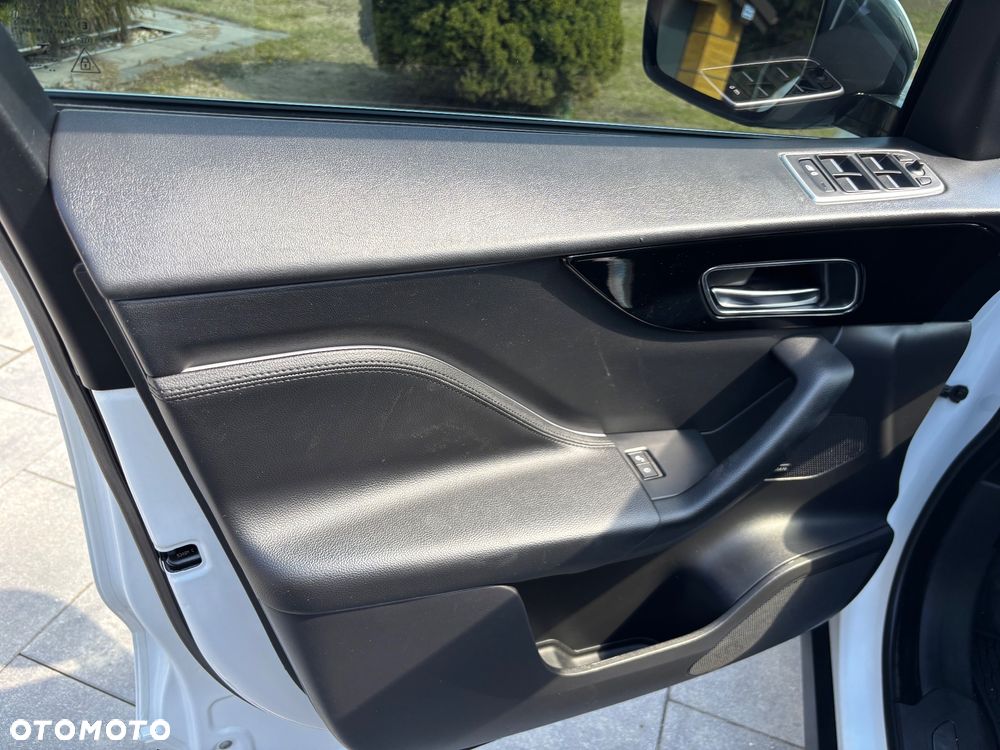 Jaguar F-Pace 25t AWD Prestige - 20