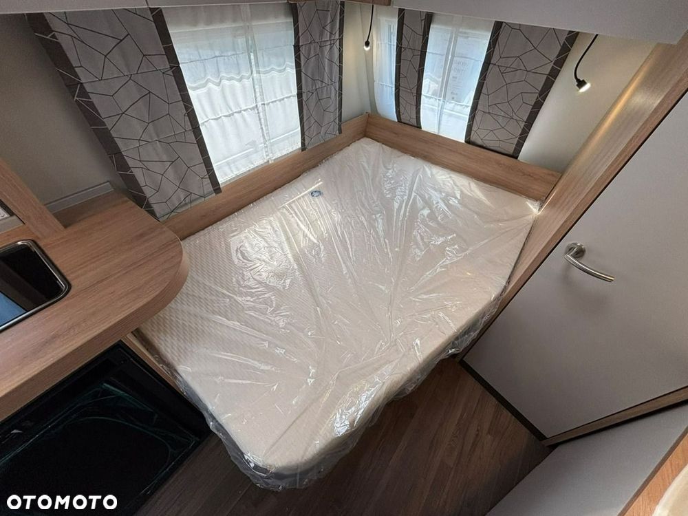 KNAUS Sport 450 FU - z łóżkiem francuskim! DMC 1400 KG - 19