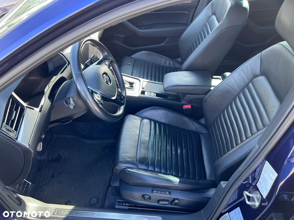 Volkswagen Passat Alltrack 2.0 TSI BMT 4Mot DSG - 18