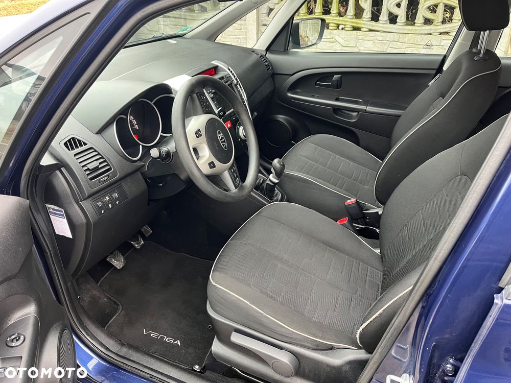 Kia Venga 1.4 CVVT Vision - 4