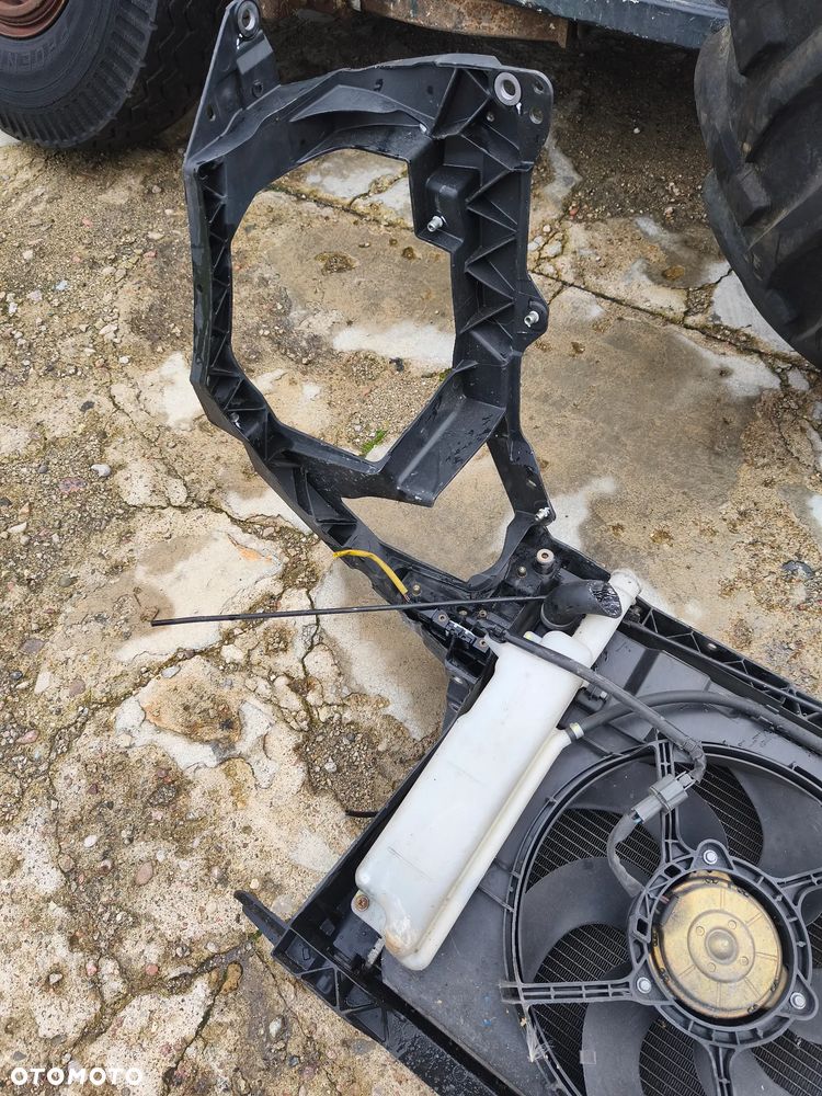 Pas chłodnice wentylator SMART FORFOUR I 04-06 1350A066 - 6