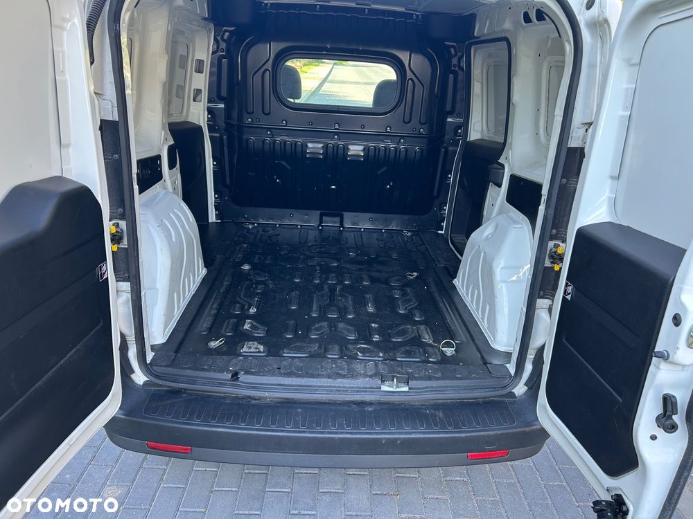 Fiat DOBLO - 12