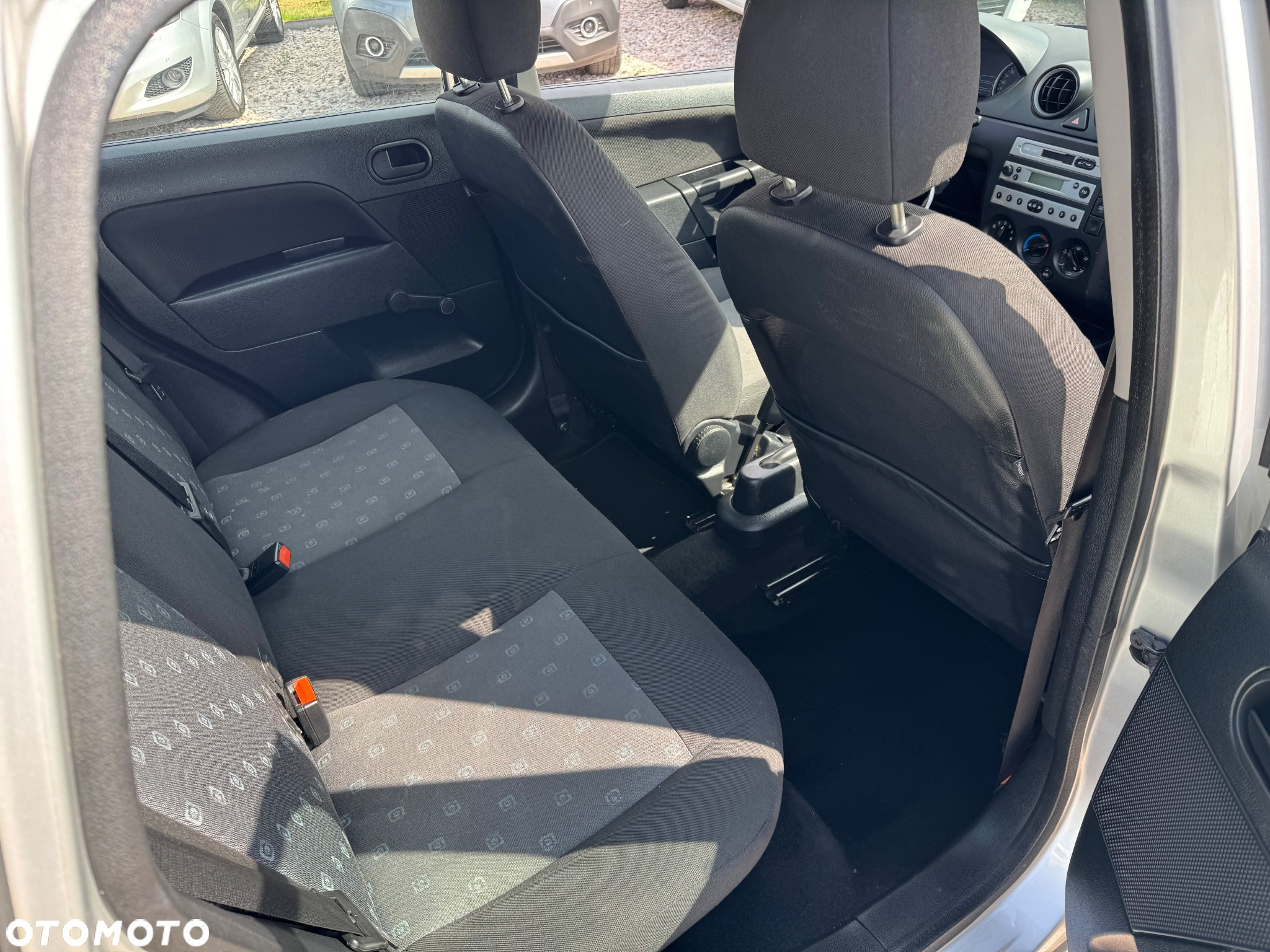 Ford Fiesta - 11