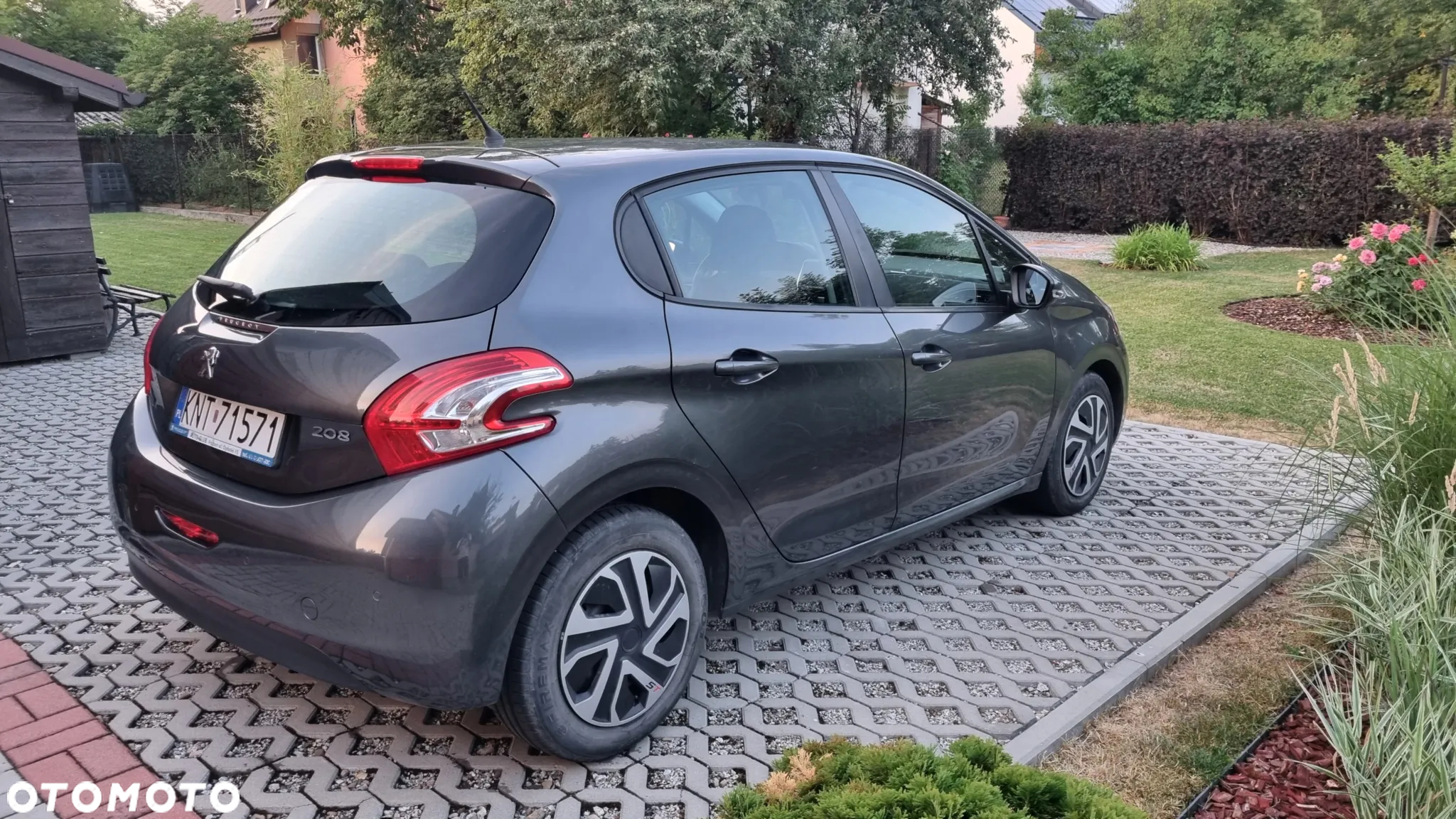 Peugeot 208 1.2 PureTech Active - 4
