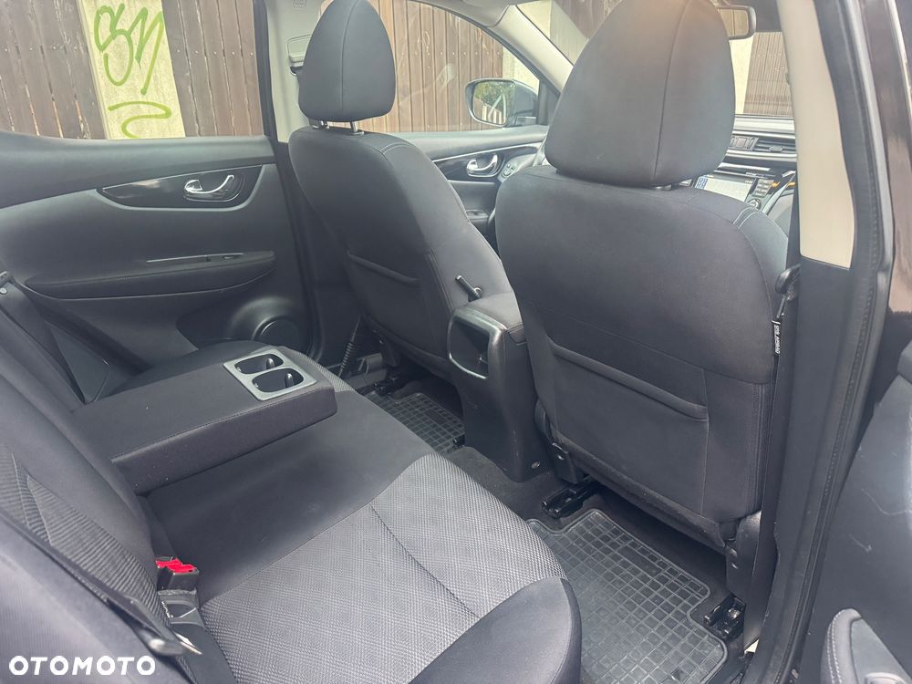 Nissan Qashqai 1.5 dCi DPF acenta - 19