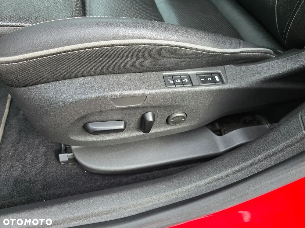 Opel Astra 1.6 CDTI Elite S&S - 15