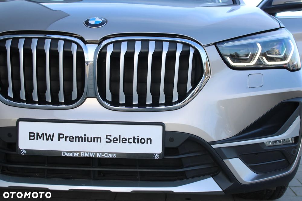 BMW X1 sDrive18i xLine - 9