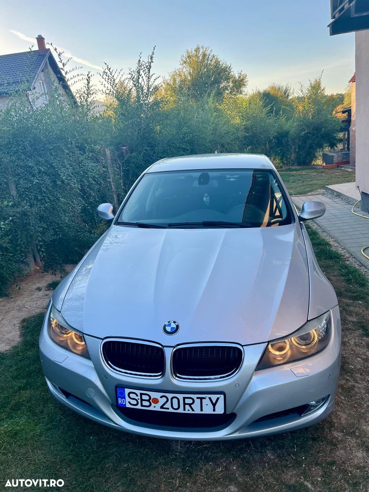 BMW Seria 3 318d - 1