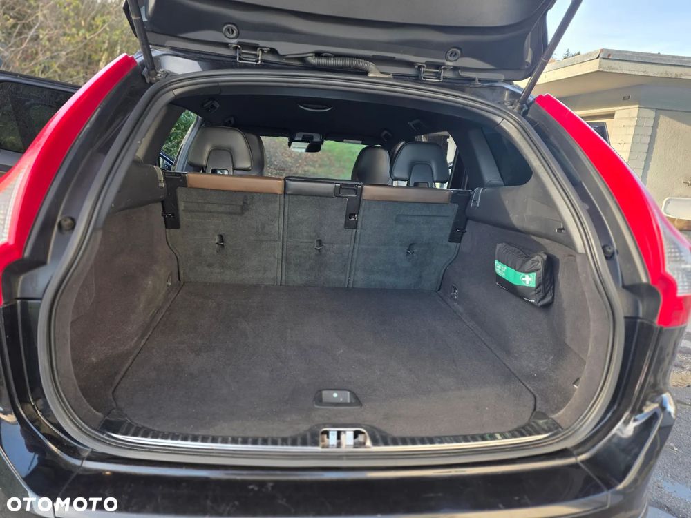 Volvo XC 60 D4 AWD Summum - 16