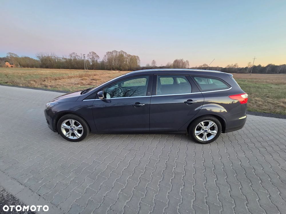 Ford Focus 1.6 TDCi DPF Champions Edition - 12