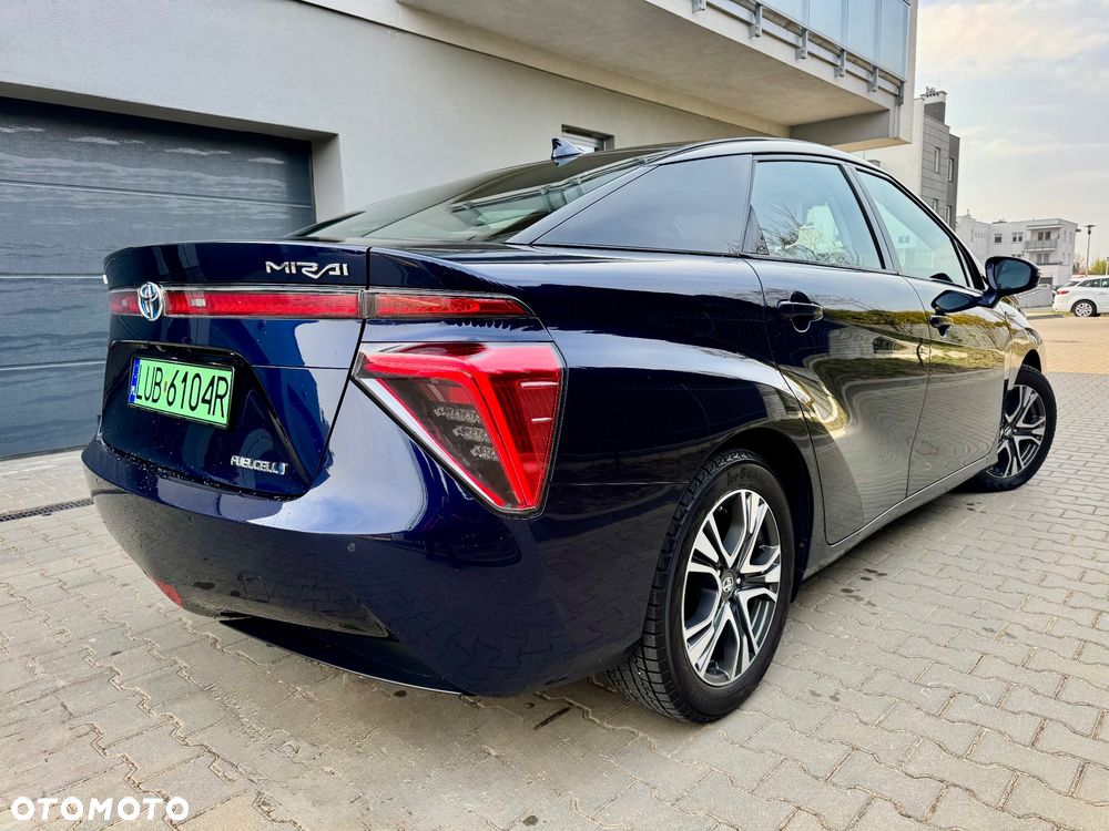 Toyota Mirai - 5