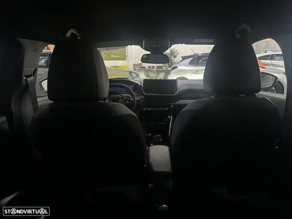 Peugeot 2008 1.2 PureTech Style - 3