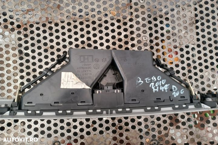 Grila ventilatie bord centru 64229130 9201023 BMW Seria 3 E90 [2004 - - 3