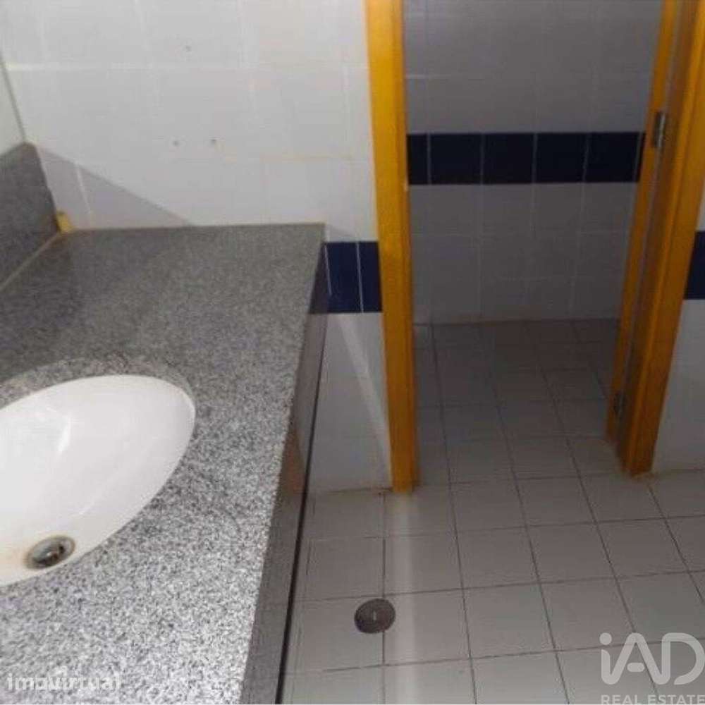 Prédio em Amiais de Baixo de 224 m2 - Grande imagem: 5/9