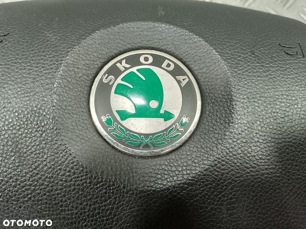 PODUSZKA KIEROWCY, AIRBAG SKODA SUPERB I 3U0880201AB 61777050D 2.5 TDI - 2