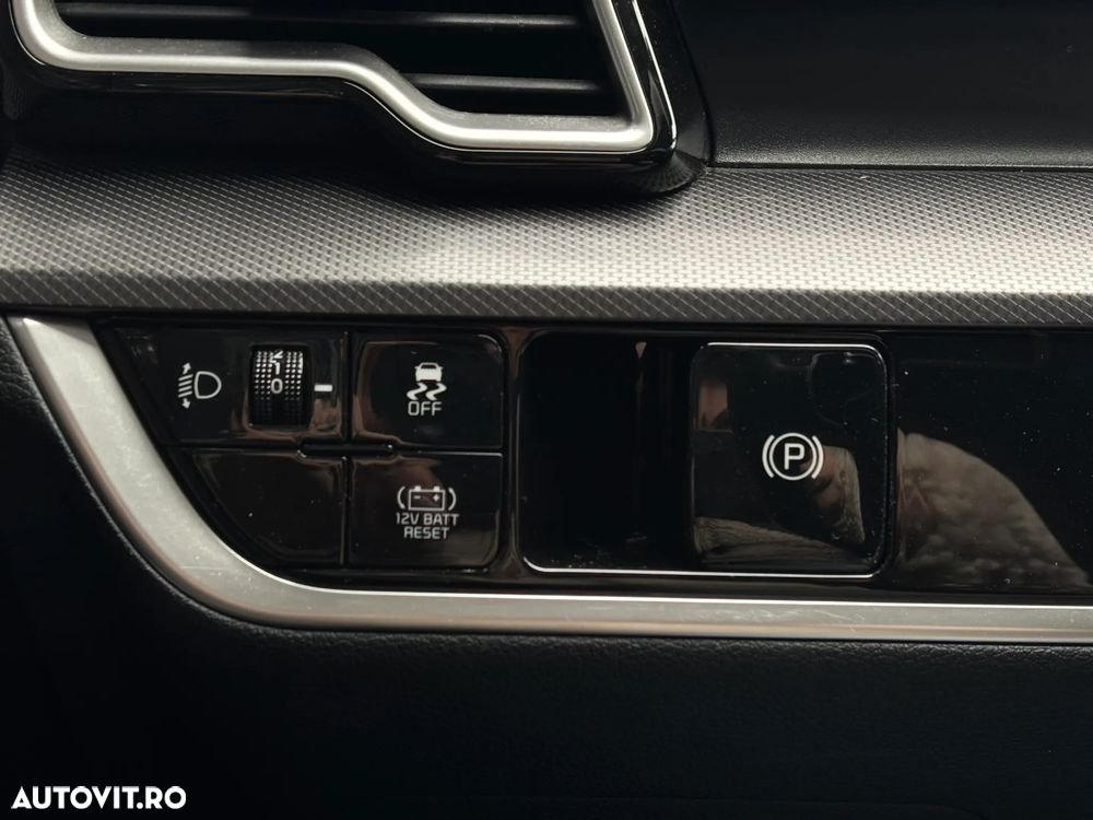 Kia Sportage 1.6 T-GDI HEV 6AT 4x2 Style - 27