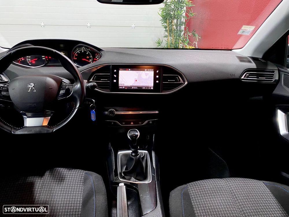 Peugeot 308 SW 1.5 BlueHDi Style - 27