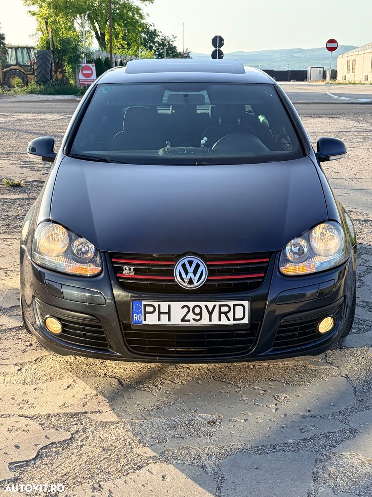 Volkswagen Golf 2.0 DPF GTD - 1