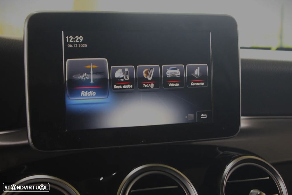 Mercedes-Benz C 220 d Cabrio AMG Line - 48