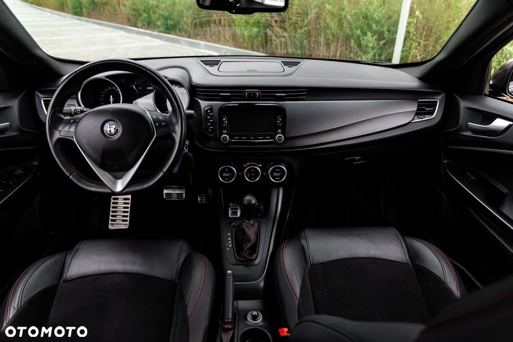 Alfa Romeo Giulietta 1750 TBi Veloce S TCT - 28
