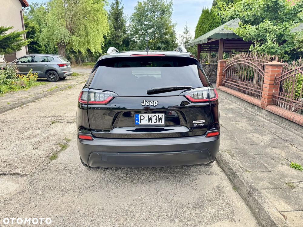 Jeep Cherokee - 6